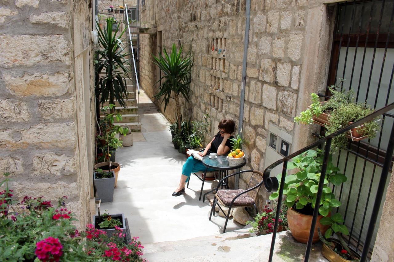 חוואר Street Garden Apartment מראה חיצוני תמונה